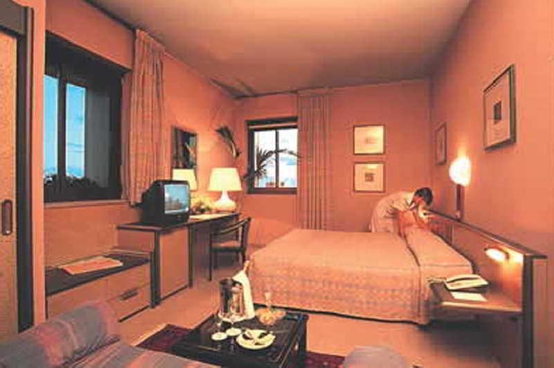 Hotel Regina Margherita Cagliari Bilik gambar